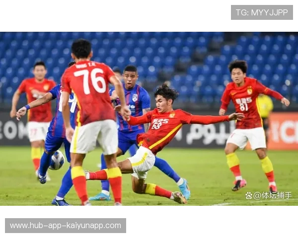 亚洲球队在赛赛场上交锋，亚洲球队在赛赛场上交锋的是谁