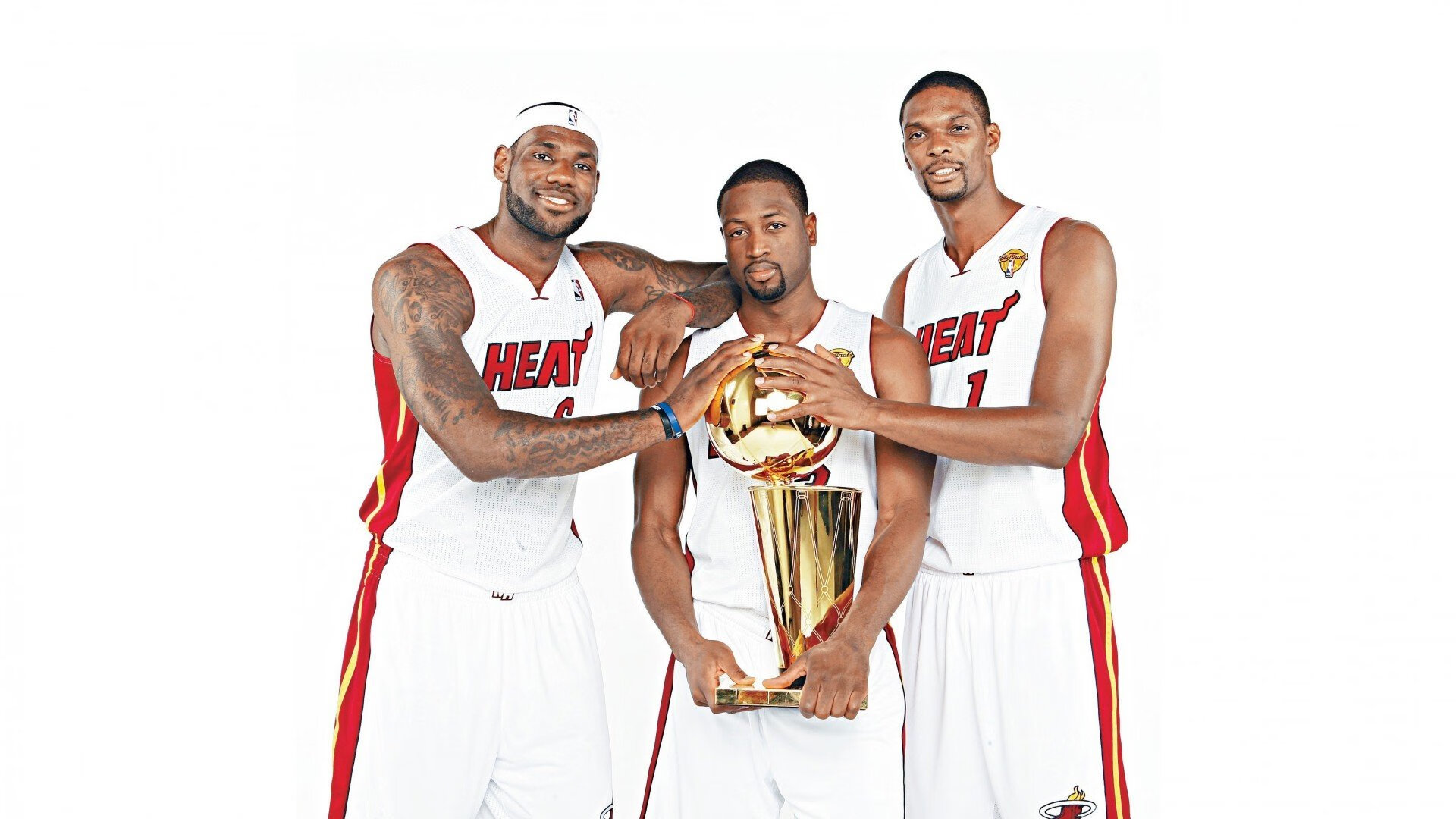 校园足球组织结构进一步细化实现管理标准化推进，校园足球文化布置